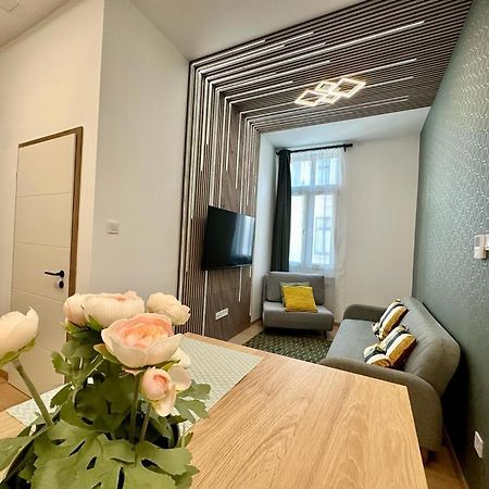 Apartment At Gozsdu Courtyard #Partyzone #Downtown #Freeparking บูดาเปสต์ ภายนอก รูปภาพ