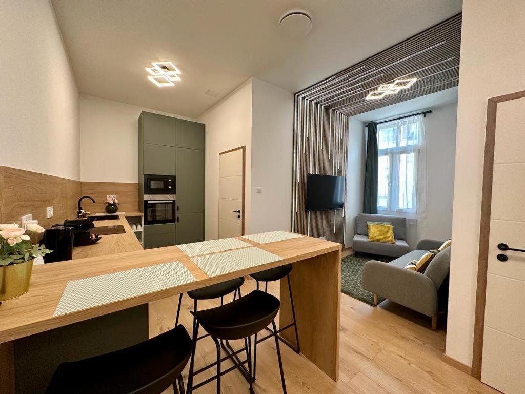 Apartment At Gozsdu Courtyard #Partyzone #Downtown #Freeparking บูดาเปสต์ ภายนอก รูปภาพ